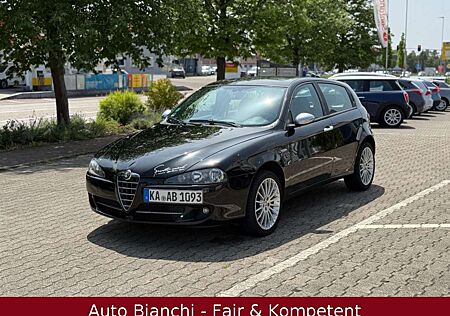 Alfa Romeo 147 2.0 TS 16V Distinctive *el. Schiebedach