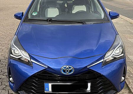 Toyota Yaris Hybrid Team D