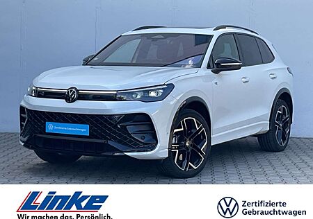 VW Tiguan Volkswagen 2.0 TDI R-Line 4Motion Black Style Standhzg/Pano/3