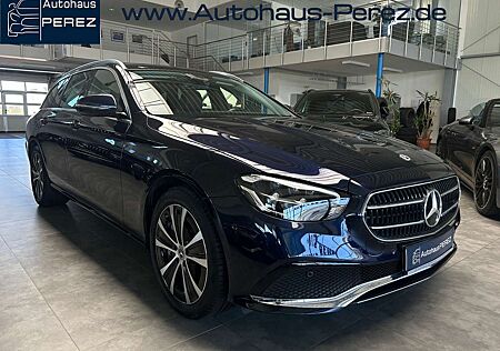Mercedes-Benz E 300 T de AVANTGARDE PANORAMA-AHK-KAMERA-LED