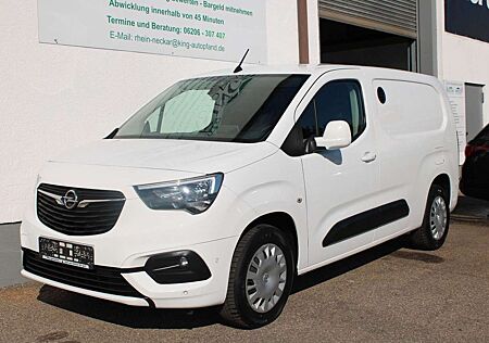 Opel Combo E Navi Klima PDC Kam Zahnriemen neu