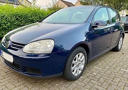 VW Golf Volkswagen 2.0 FSI Comfortline