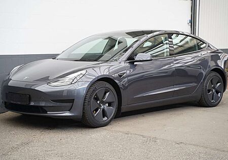 Tesla Model 3 Standard Range + *AHK*Matrix-LED*