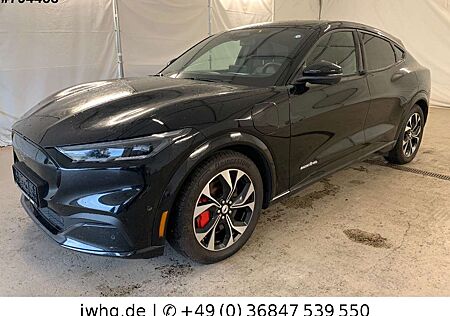 Ford Mustang Mach-E 99 kWh AWD LED 19" Kam ACC Leder