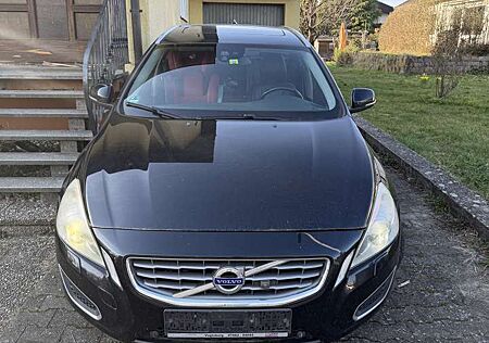 Volvo V60 D5 Geartronic Summum