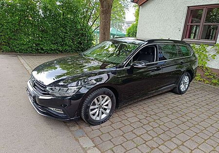 VW Passat Variant Volkswagen 1.5 DSG Business "62700 km*AHK"