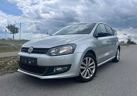 VW Polo Volkswagen V Style 5 Türig Navi+Klimaaut+Sitzheizung