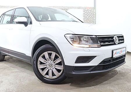 VW Tiguan Volkswagen 2,0 TDi DSG NAVI KLIMA AHK SPUR ASS EURO6