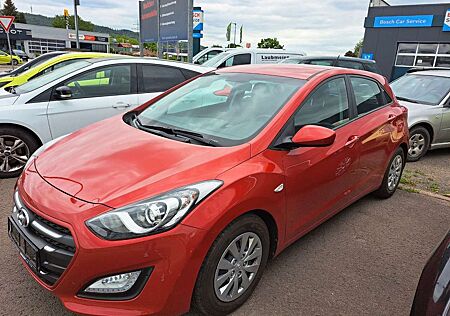 Hyundai i30 blue Classic**Guter Zustand**