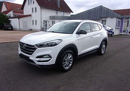 Hyundai Tucson Passion blue Klimaaut SHZ Navi Kamera PDC