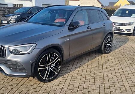 Mercedes-Benz GLC 43 AMG 4Matic AHK schwenkbar