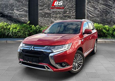 Mitsubishi Outlander 2.4 4WD Plug-In Hybrid Spirit 15x VORHANDEN