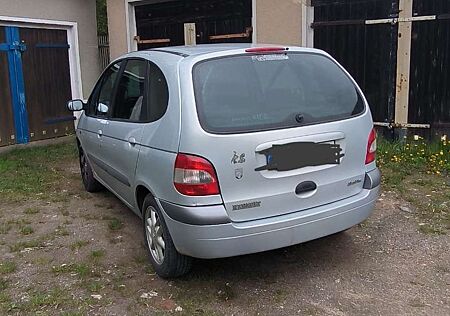 Renault Scenic 1.6 16V Privilege
