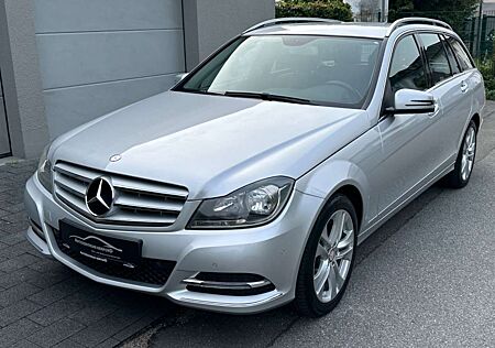 Mercedes-Benz C 180 T CGI Avantgarde BlueEfficiency