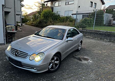 Mercedes-Benz CLK 200 Kompressor (209.342)