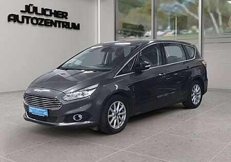 Ford S-Max Aut. Titanium 7 Sitze Navi Einparkhilfe