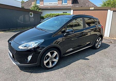 Ford Fiesta Active*Navi*LM*RFK*Klimaaut*gepfl.*