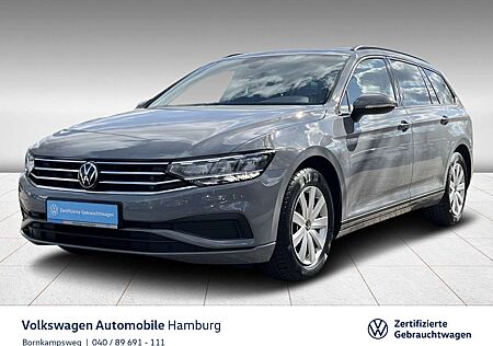 VW Passat Variant Volkswagen 1.5 TSI DSG Navi LED Rear View