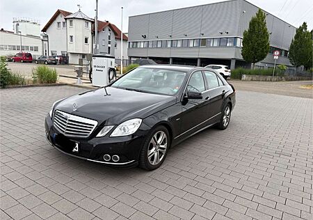 Mercedes-Benz E 220 Lim. CDI BlueEfficiency *Tüv Neu
