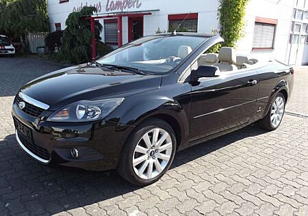 Ford Focus Cabrio Titanium SHZ 8xALU S+W KLIMA
