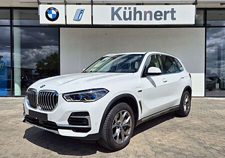 BMW X5 xDrive45e xLine Luftfed. Laser ACC PanoSD AHK