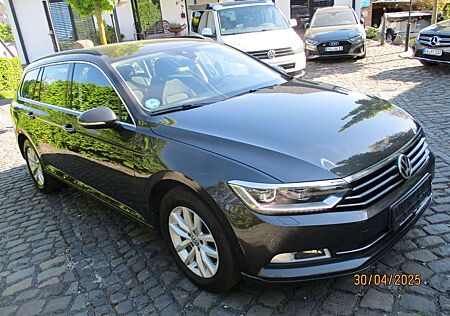 VW Passat Variant Volkswagen Comfortline Inspektion,Tüv Neu