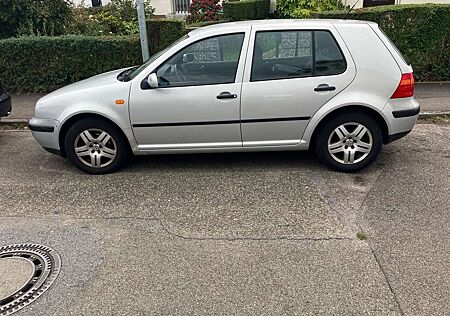 VW Golf Volkswagen