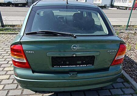 Opel Astra 1.6 Elegance