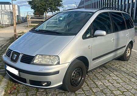 Seat Alhambra Reference