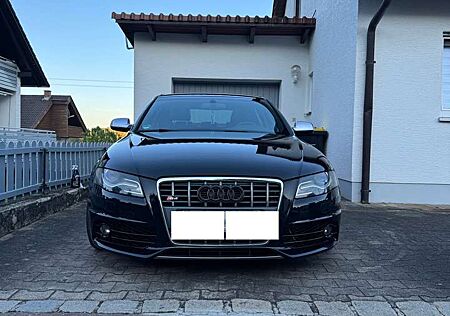 Audi S4 Handschalter | B&O | CarPlay | 8-fach bereift |