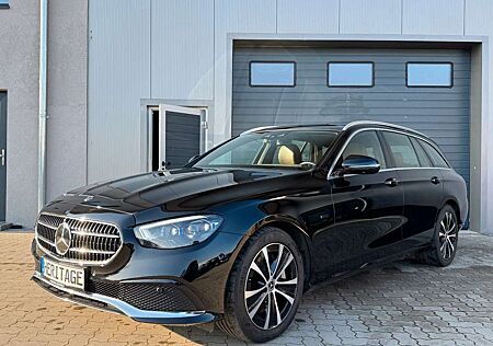 Mercedes-Benz E 300 de AVG/PANO/360°/LED/AMBIENTE