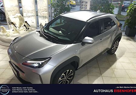 Toyota Yaris Cross Hybrid FWD Team Deutschland m. Winter- / Saftyp...