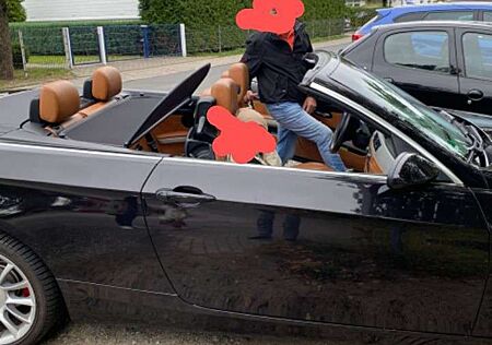 BMW 320i 320 Cabrio Aut.Individual NP 60000€, TÜV 3.27