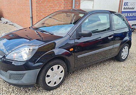 Ford Fiesta 1.3 Ambiente mit Klima, Tüv neu