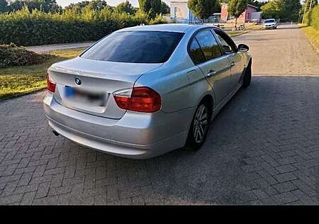 BMW 318i 318 Touring Aut.