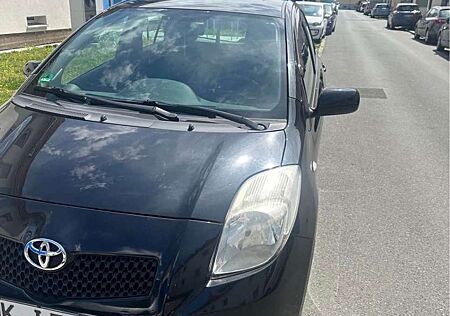 Toyota Yaris 1.0 linea luna festpreis