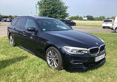 BMW 530 5 Touring i xDrive M Sport, AHKschw.,LederS.