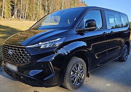 Ford Tourneo Custom 320 L1H1 VA Titanium