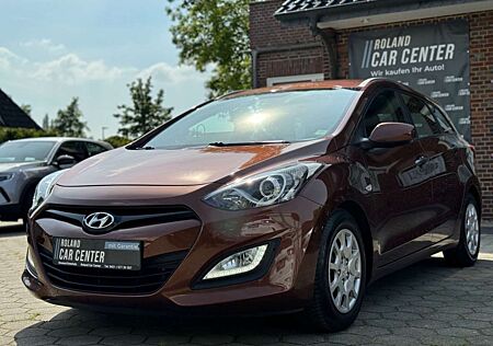 Hyundai i30 cw 1.4L PDC AHK Klima