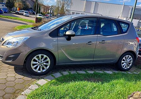 Opel Meriva Active