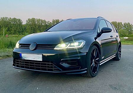 VW Golf Variant Volkswagen R 4Motion (BlueMotion Technology) DSG