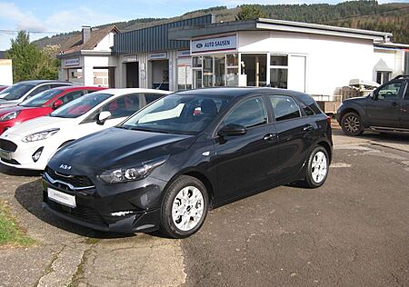 Kia Cee'd Ceed / 1.0 T-GDI 100 OPF Edition 7