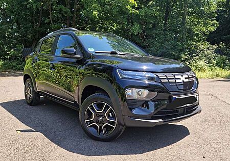 Dacia Spring Essential