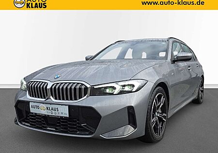 BMW 330 i xDrive M Sport Touring Park-Assistent