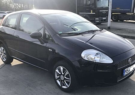 Fiat Grande Punto 3-Türer 1.2 8V Dynamic