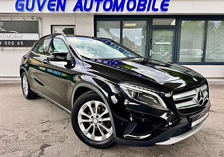 Mercedes-Benz GLA 220 d 4M KAMERA TOTWINKEL T-LEDER LED NAV