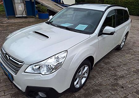 Subaru Outback 2.0D Comfort Lineartronic, AHK