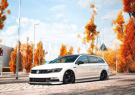 VW Passat Variant Volkswagen Highline 4Motion l Airride l SoundSystem