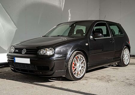 VW Golf GTI Volkswagen Golf 1.8 5V Turbo 25 Jahre GTI