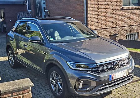 VW T-Roc Volkswagen R-Line 1.5 l TSI OPF 110 KW 7 Gang DSG